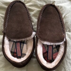 Vineyard Vines Chocolate Suede Slippers